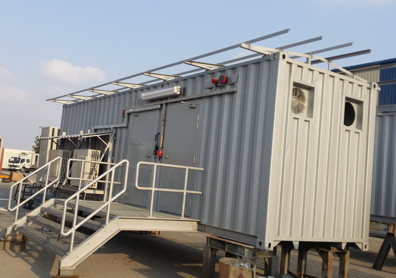 CONTROL SYSTEM IN CONTAINERIZED BUILDING